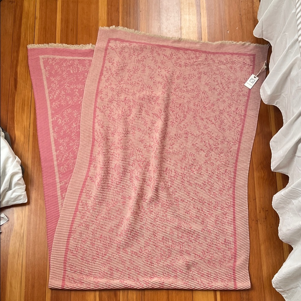 NWT Pink and Cream scarf